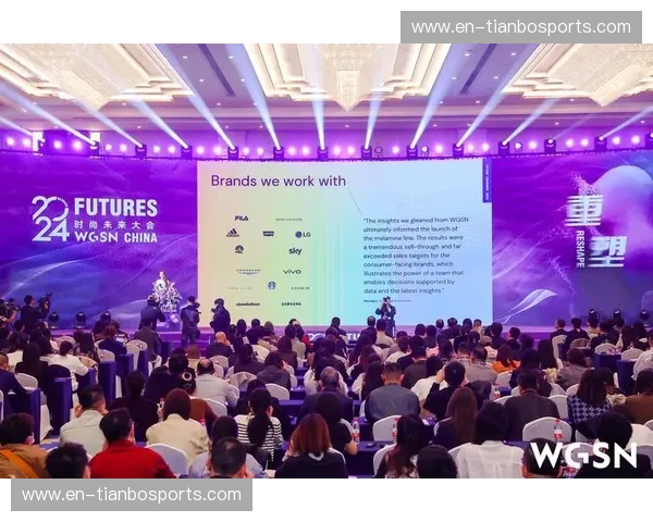 巅峰对决:天猫vs飞马——现代消费主义下的权力更迭与审美重塑